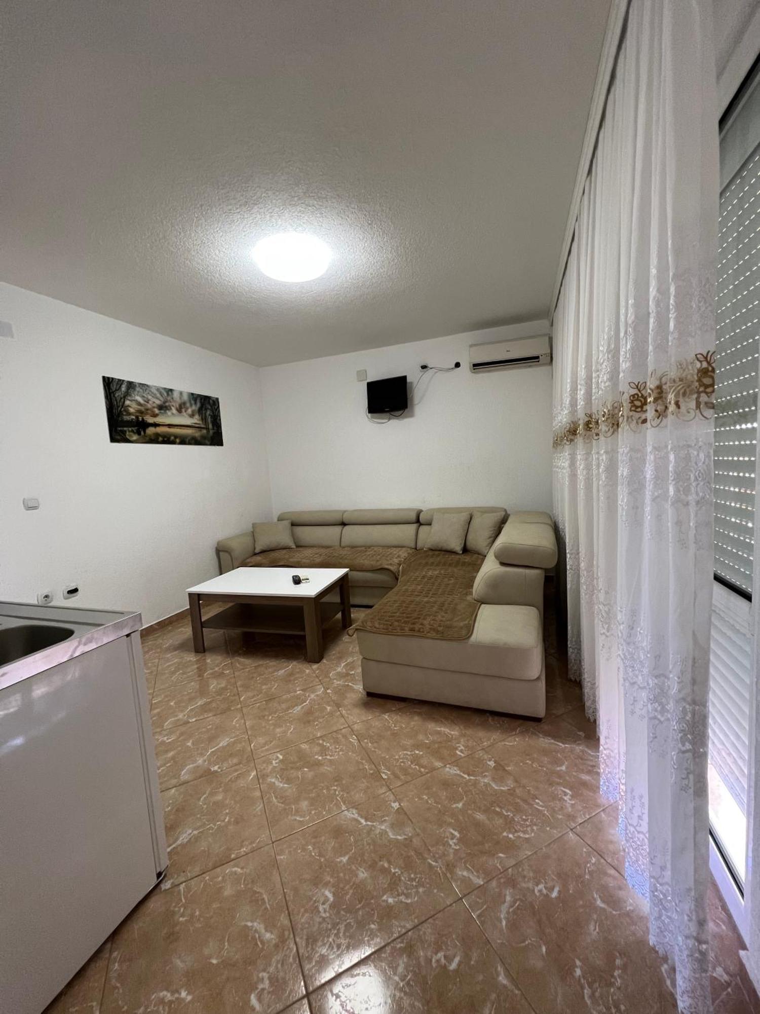 Apartments Zalli Ulcinj Exterior foto