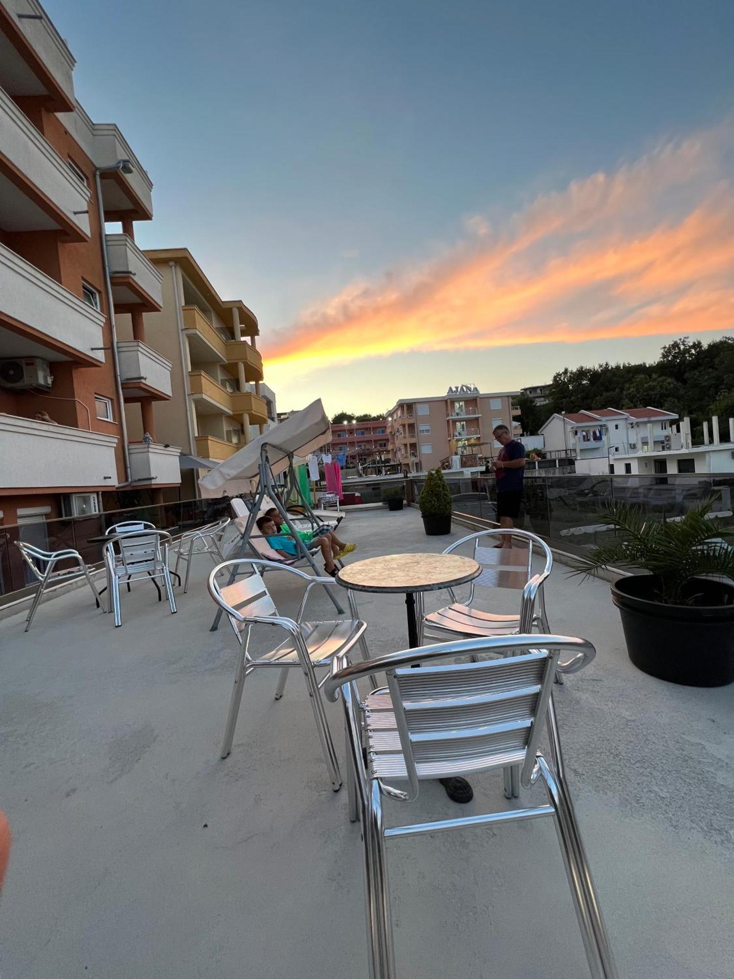 Apartments Zalli Ulcinj Exterior foto