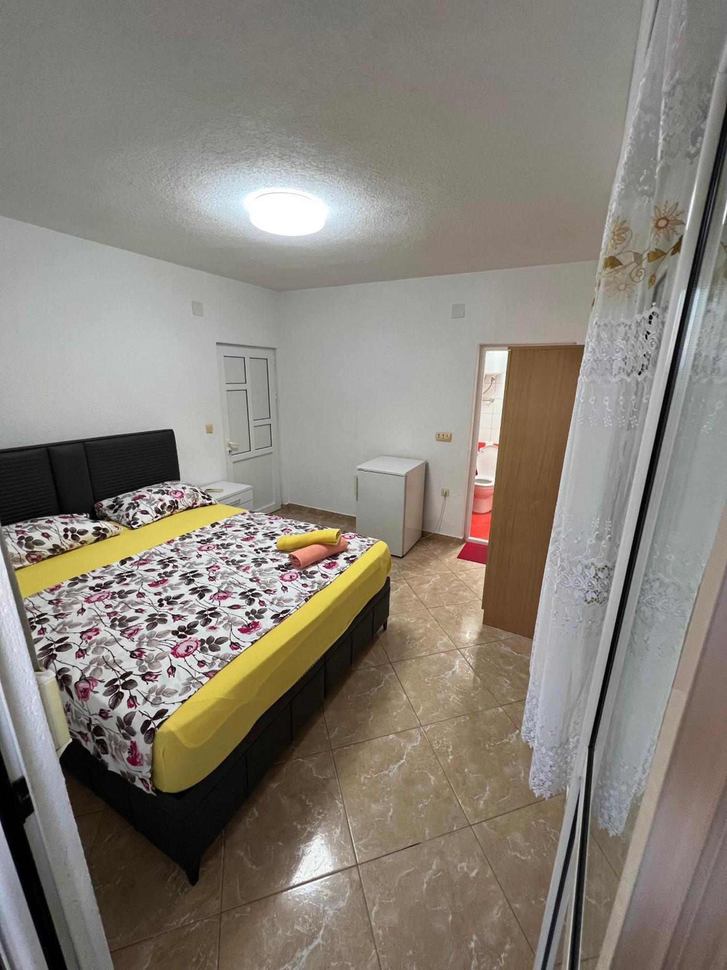 Apartments Zalli Ulcinj Exterior foto